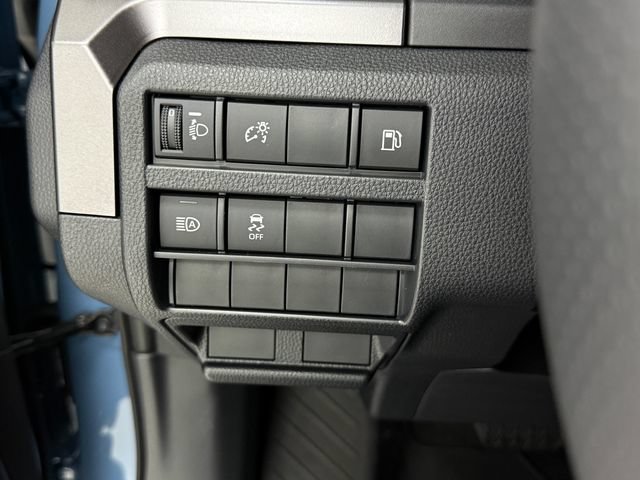 New 2026 Toyota 4Runner SR5 AWD/4WD image 11