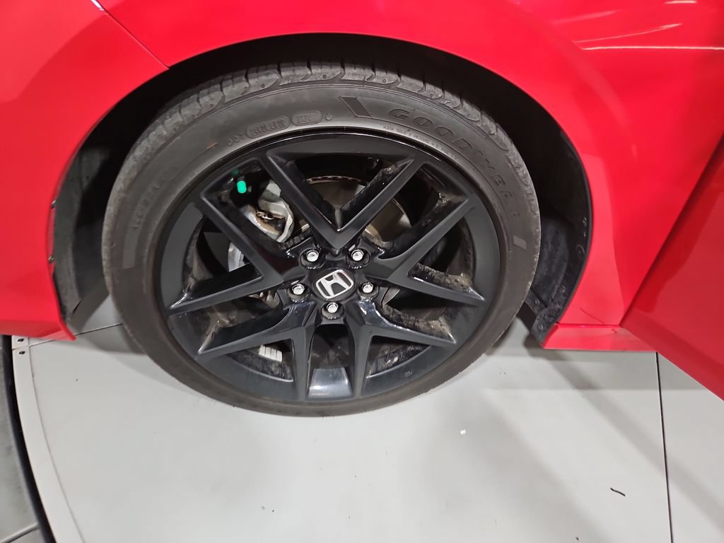 Used 2025 Honda Civic Sport image 25