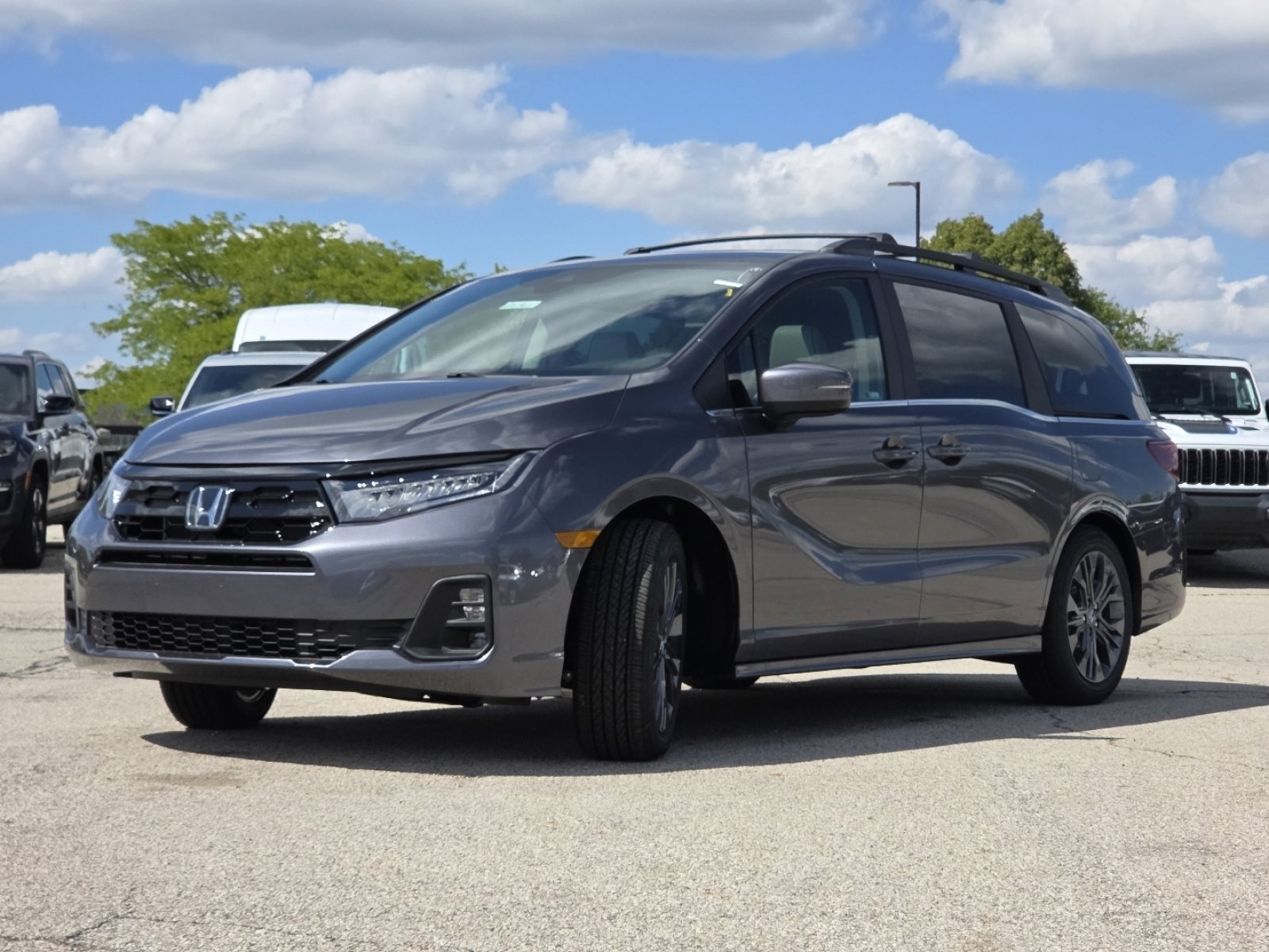 New 2026 Honda Odyssey Touring image 17