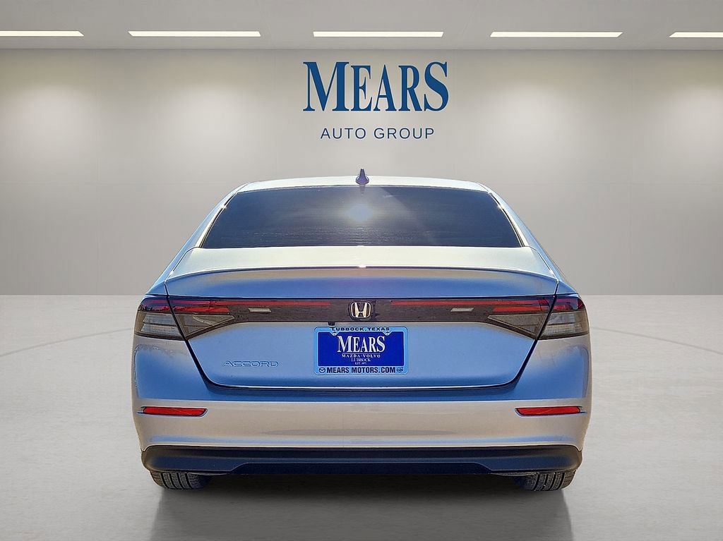 Used 2025 Honda Accord SE image 4