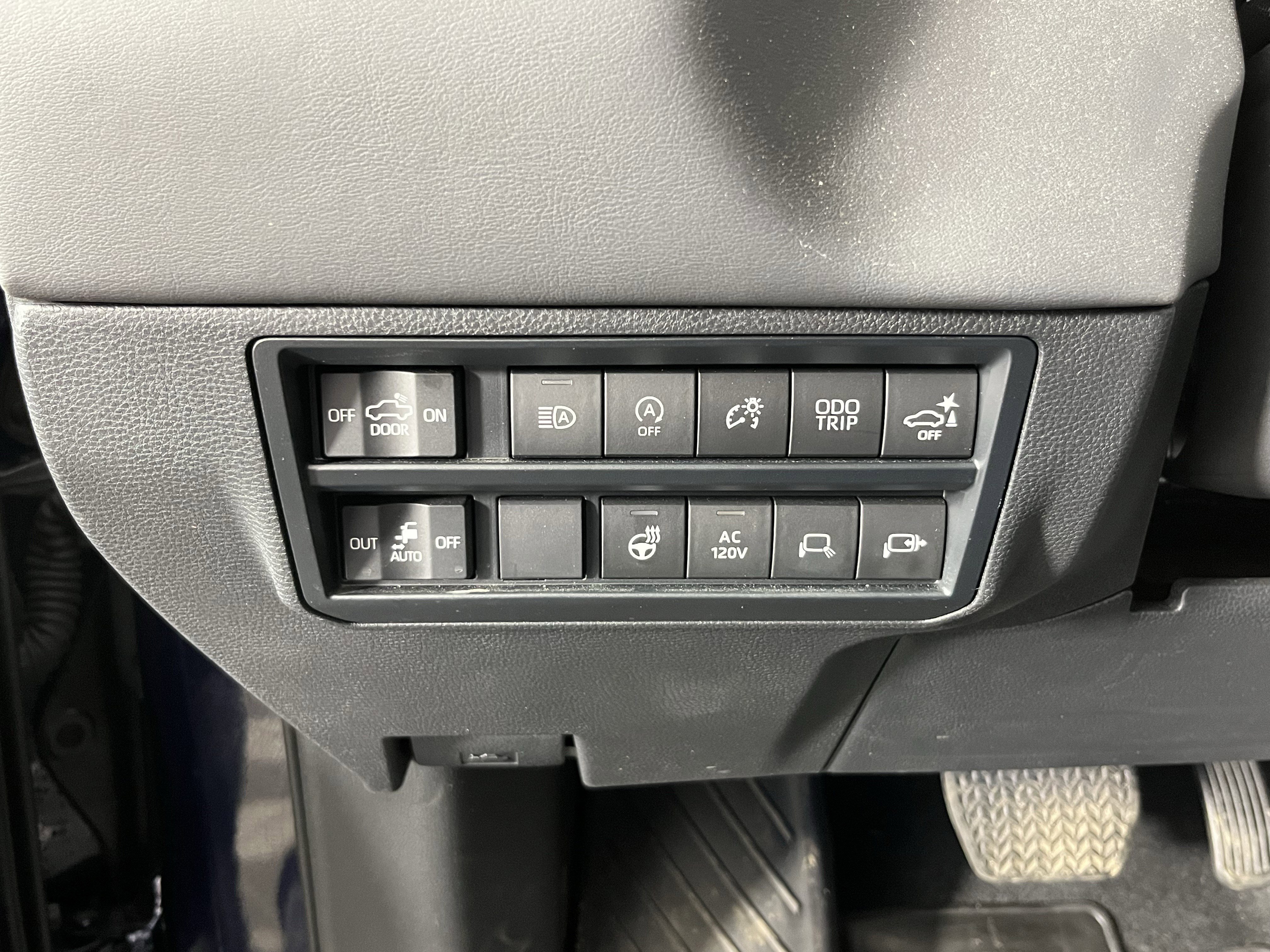 Used 2024 Toyota Tundra Platinum image 20