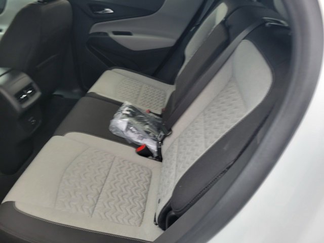 Used 2022 Chevrolet Equinox LS w/ LS Convenience Package image 8