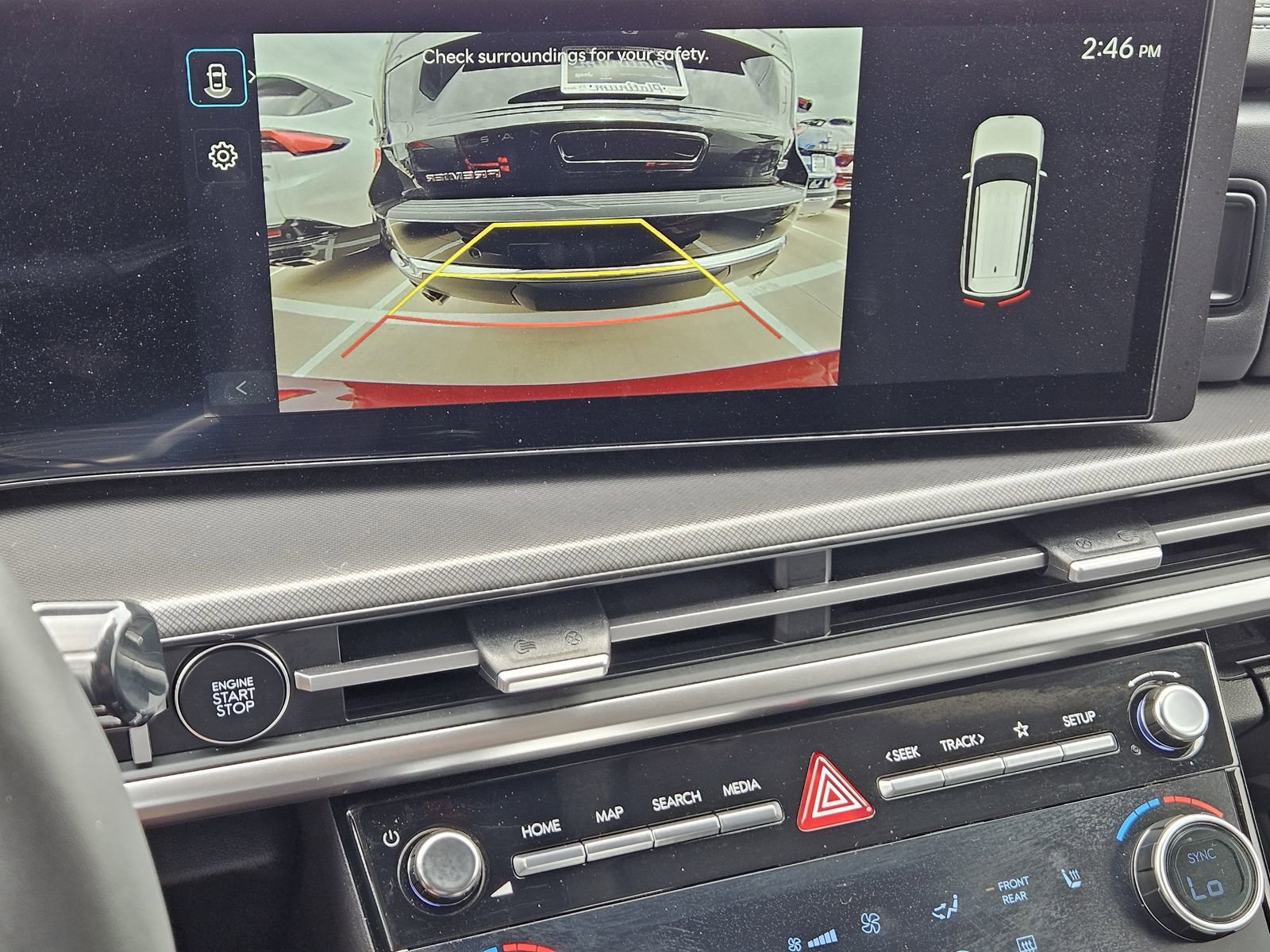 Used 2025 Hyundai Santa Fe SEL FWD image 19