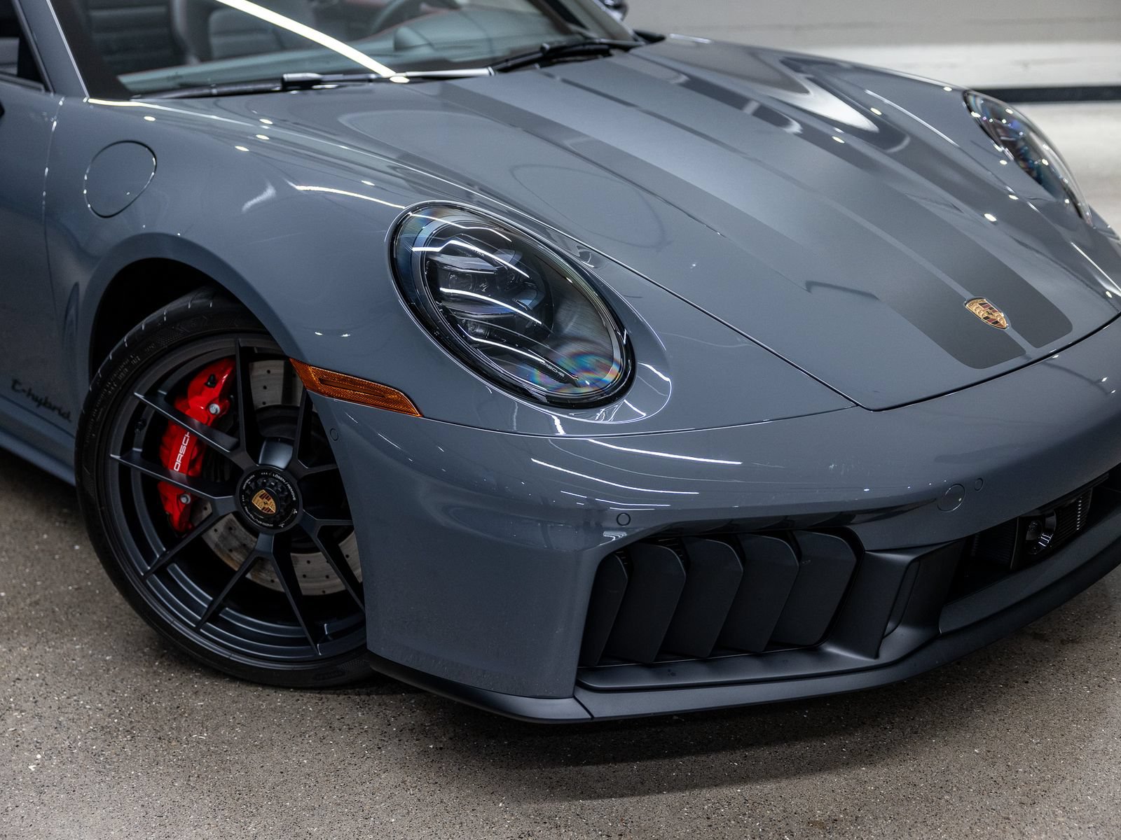 Certified 2026 Porsche 911 Carrera GTS RWD image 17