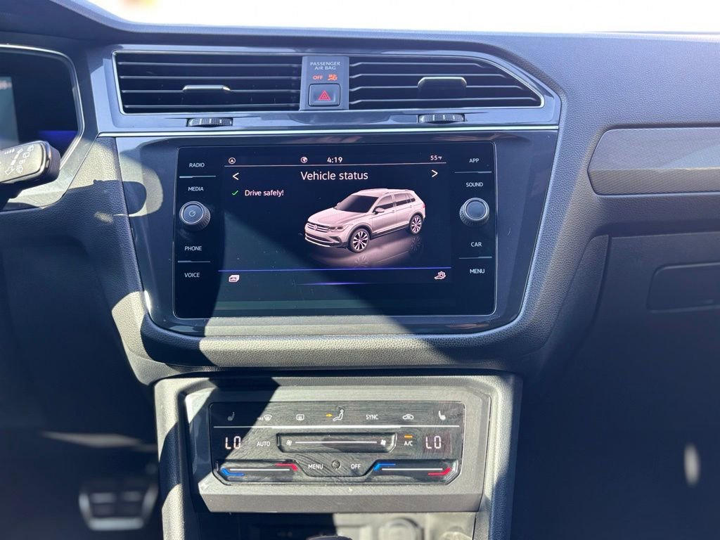 Used 2022 Volkswagen Tiguan SE R-Line image 27