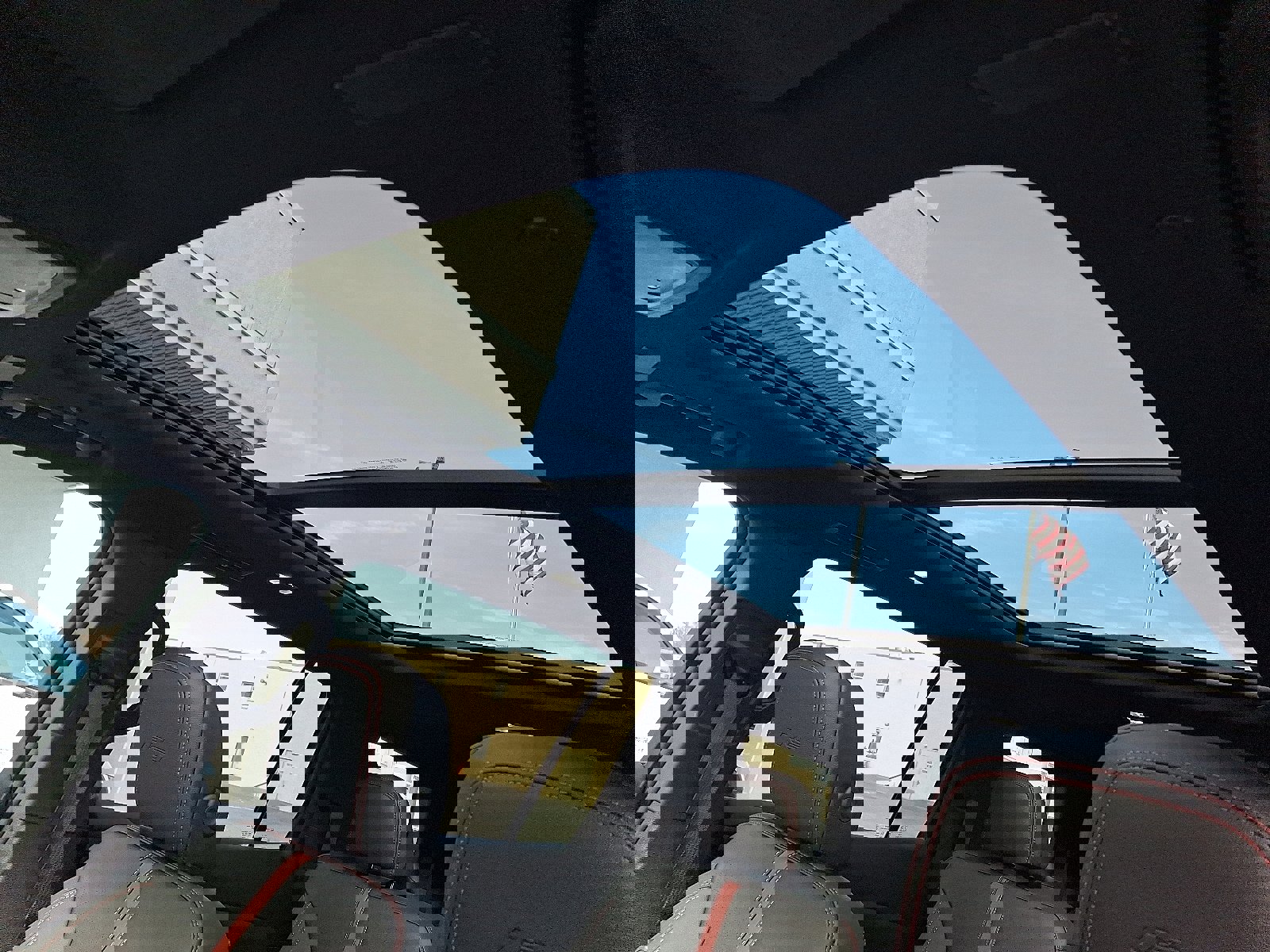 Used 2024 Chevrolet Traverse RS image 16