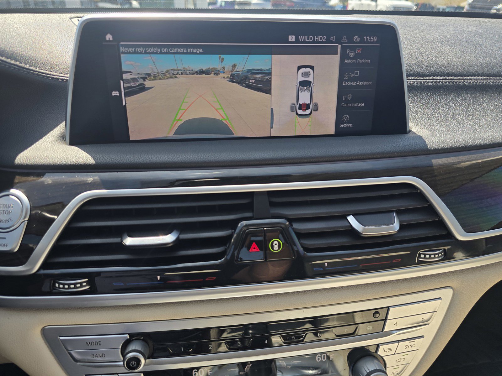 Used 2022 BMW 740i w/ Premium Package RWD image 22