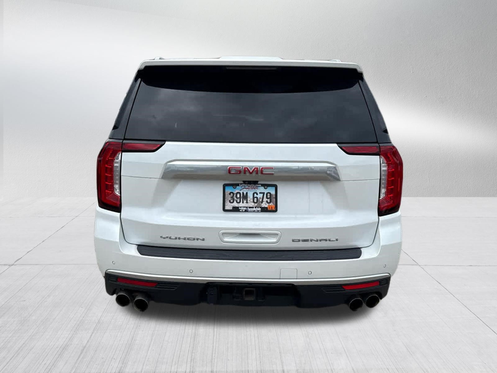 Used 2023 GMC Yukon XL Denali w/ Denali Reserve Package AWD/4WD image 9