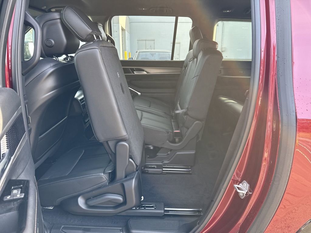 New 2026 Jeep Grand Wagoneer L 4WD image 47