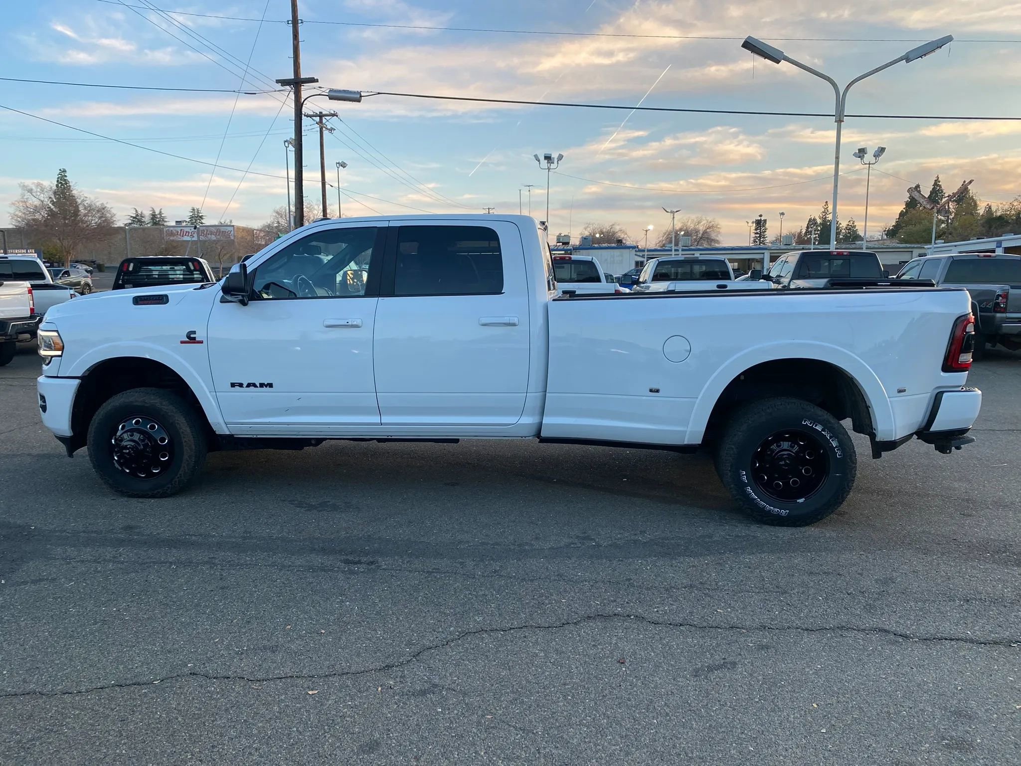 Used 2021 RAM 3500 Laramie w/ Night Edition image 7