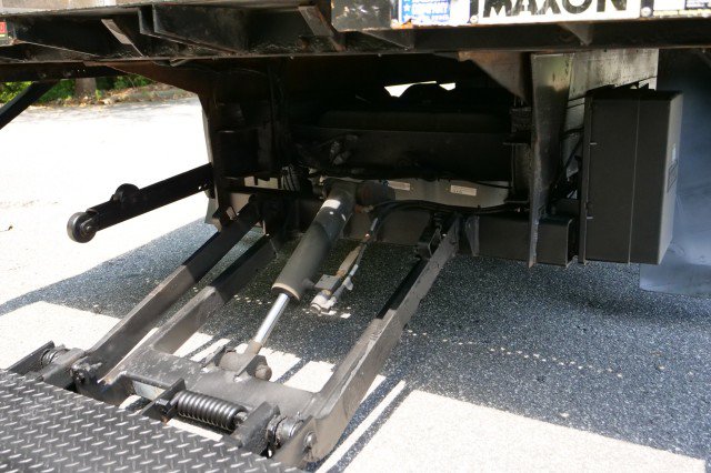 Used 2024 Ford E-450 and Econoline 450 Super Duty w/ Power Windows & Locks Group RWD image 22