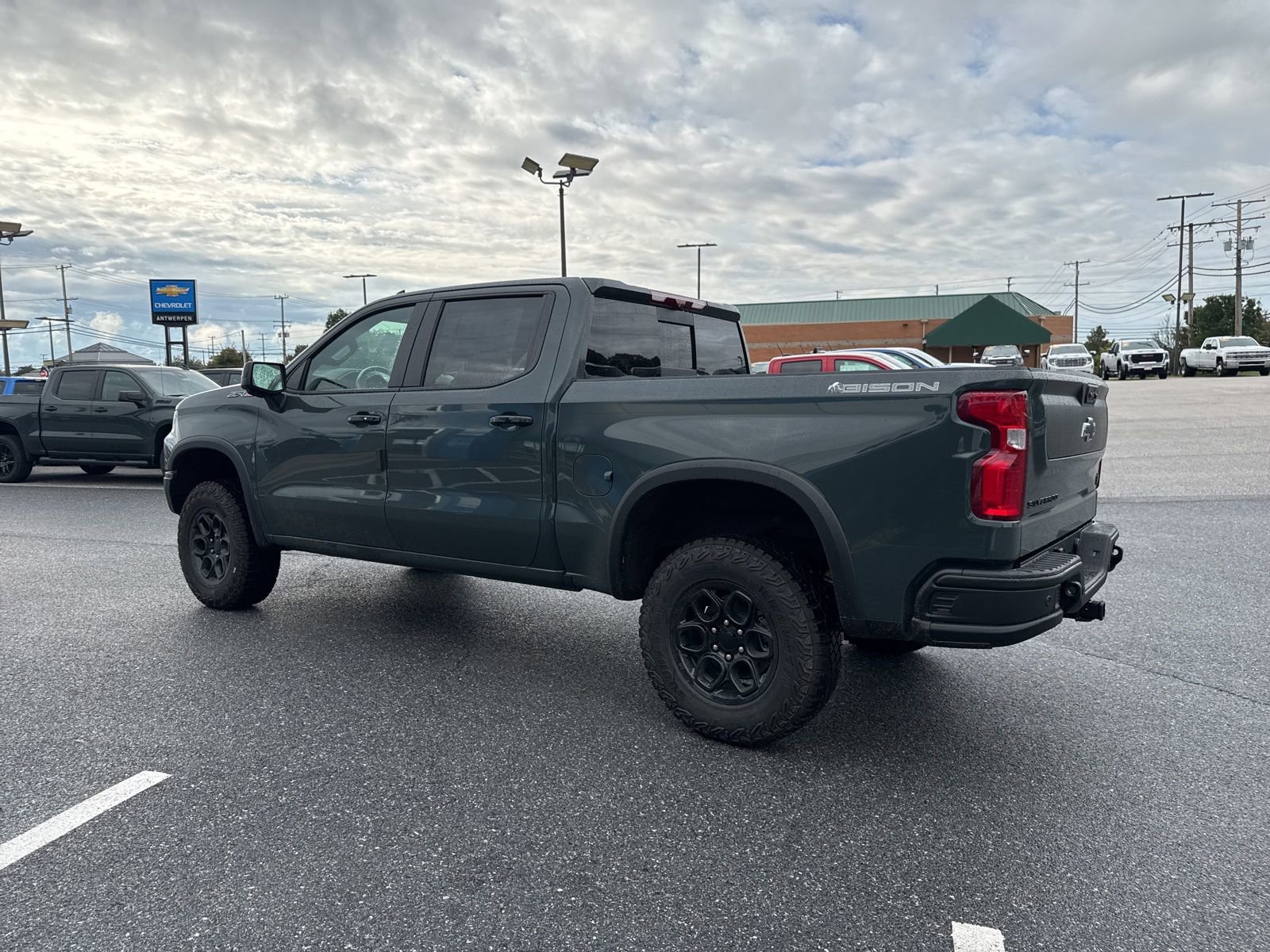 New 2026 Chevrolet Silverado 1500 ZR2 image 4