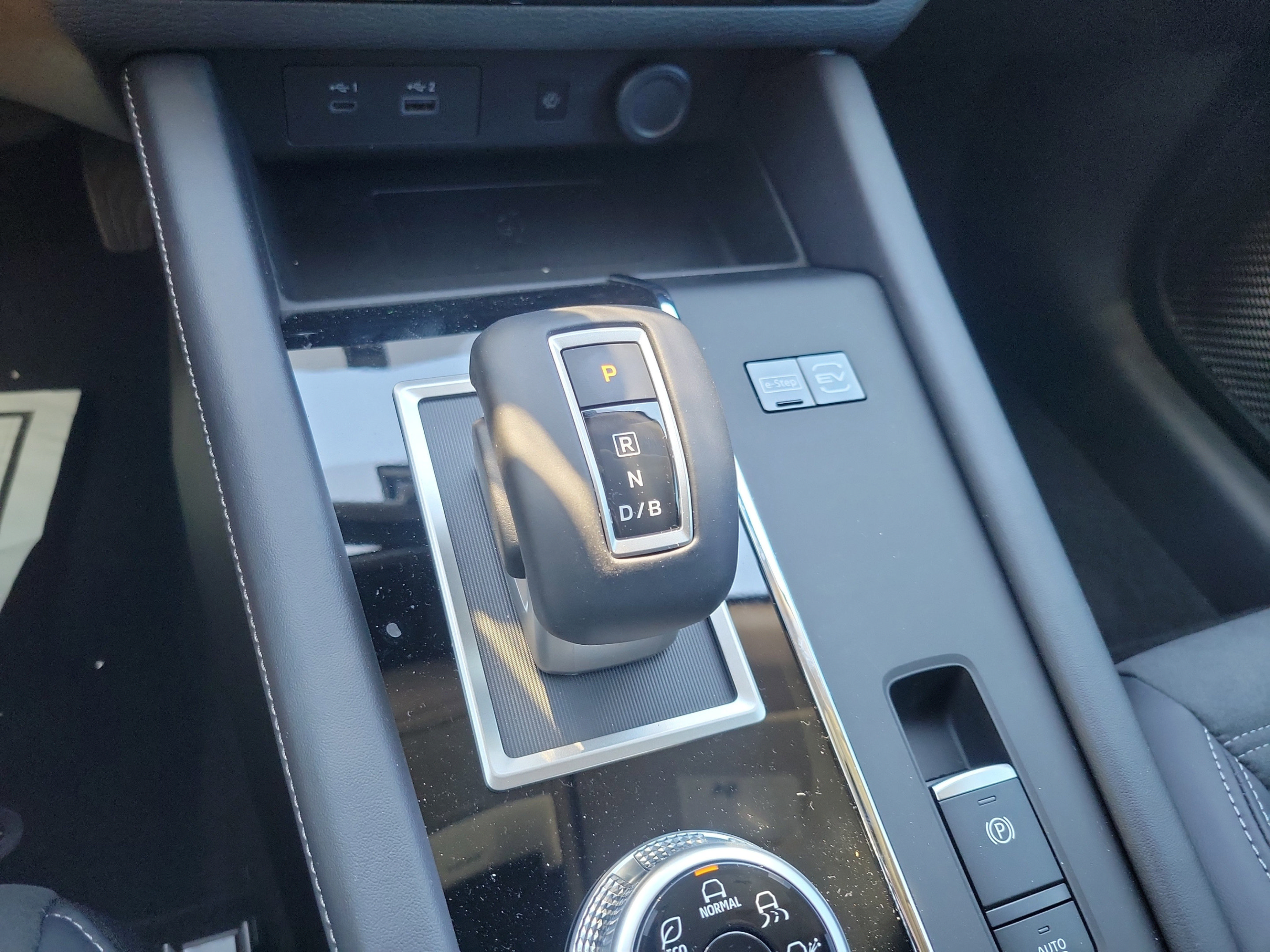 New 2026 Nissan Rogue SL AWD/4WD image 29