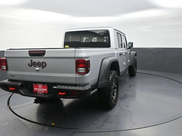 Used 2023 Jeep Gladiator Rubicon w/ Cold Weather Group AWD/4WD image 8
