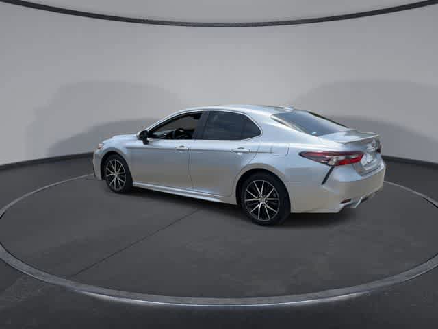 Used 2024 Toyota Camry SE FWD image 6