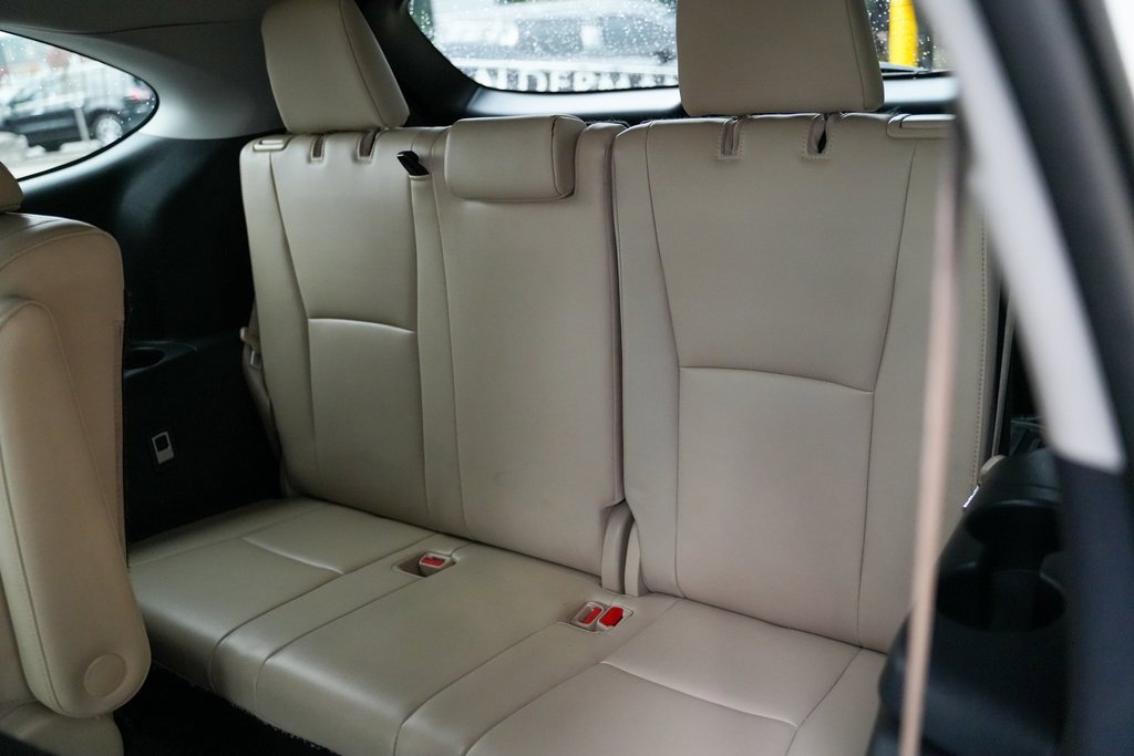 Used 2021 Toyota Highlander Platinum image 32