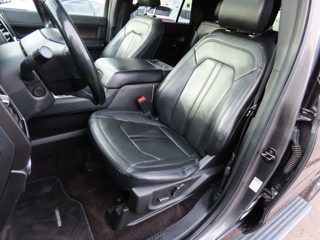 Used 2018 Ford Expedition Limited image 43