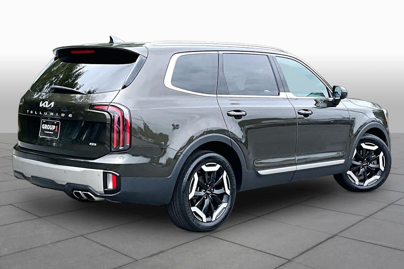Used 2024 Kia Telluride EX AWD/4WD image 13
