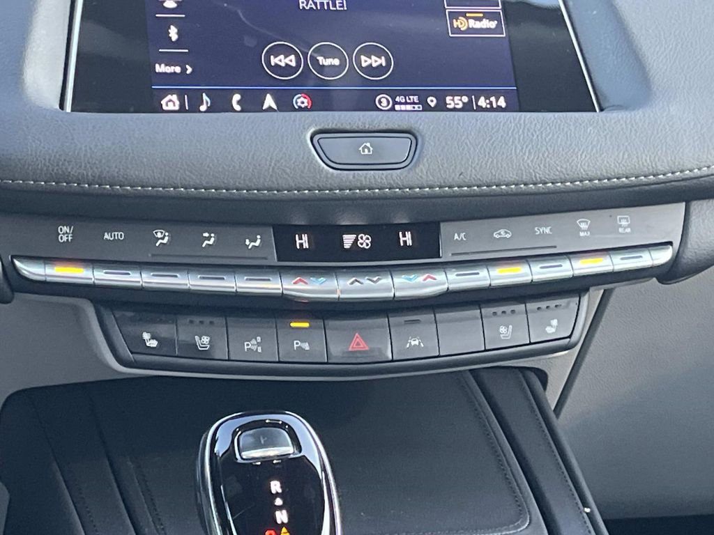 Certified 2023 Cadillac XT4 Premium Luxury w/ Enhanced Visibility Package image 17