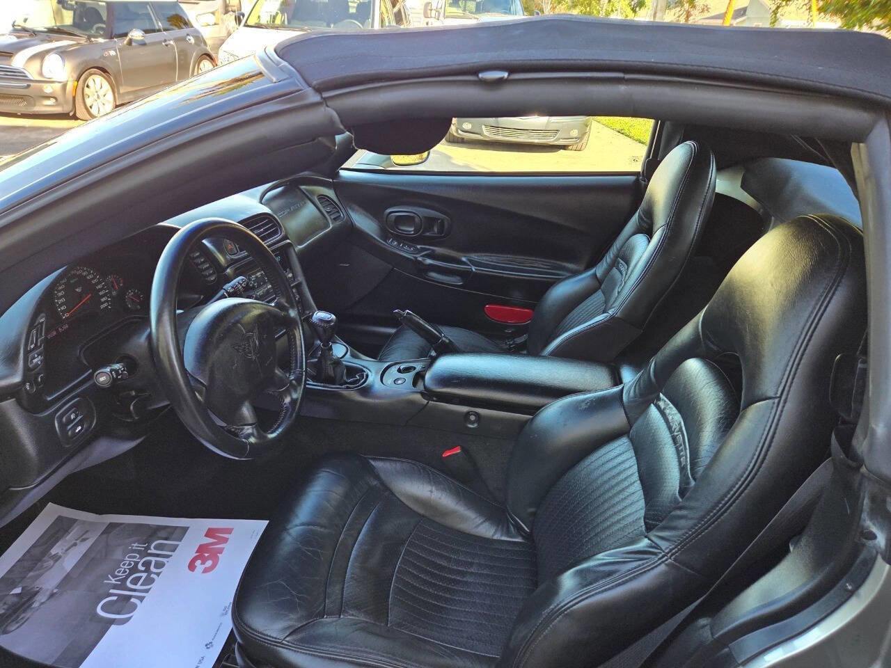 Used 2001 Chevrolet Corvette Convertible w/ Preferred Equipment Group2 image 8