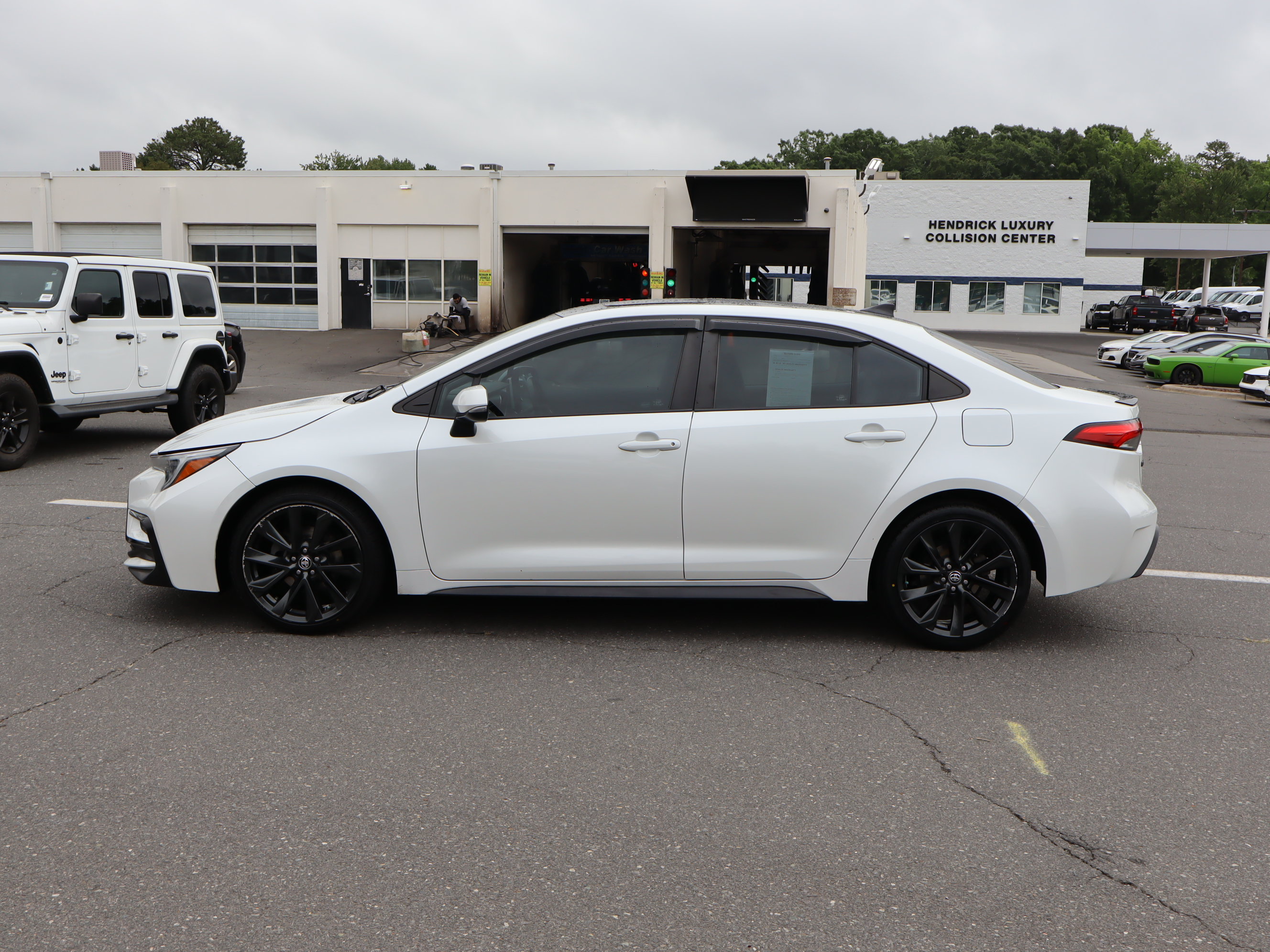 Used 2023 Toyota Corolla XSE FWD image 7