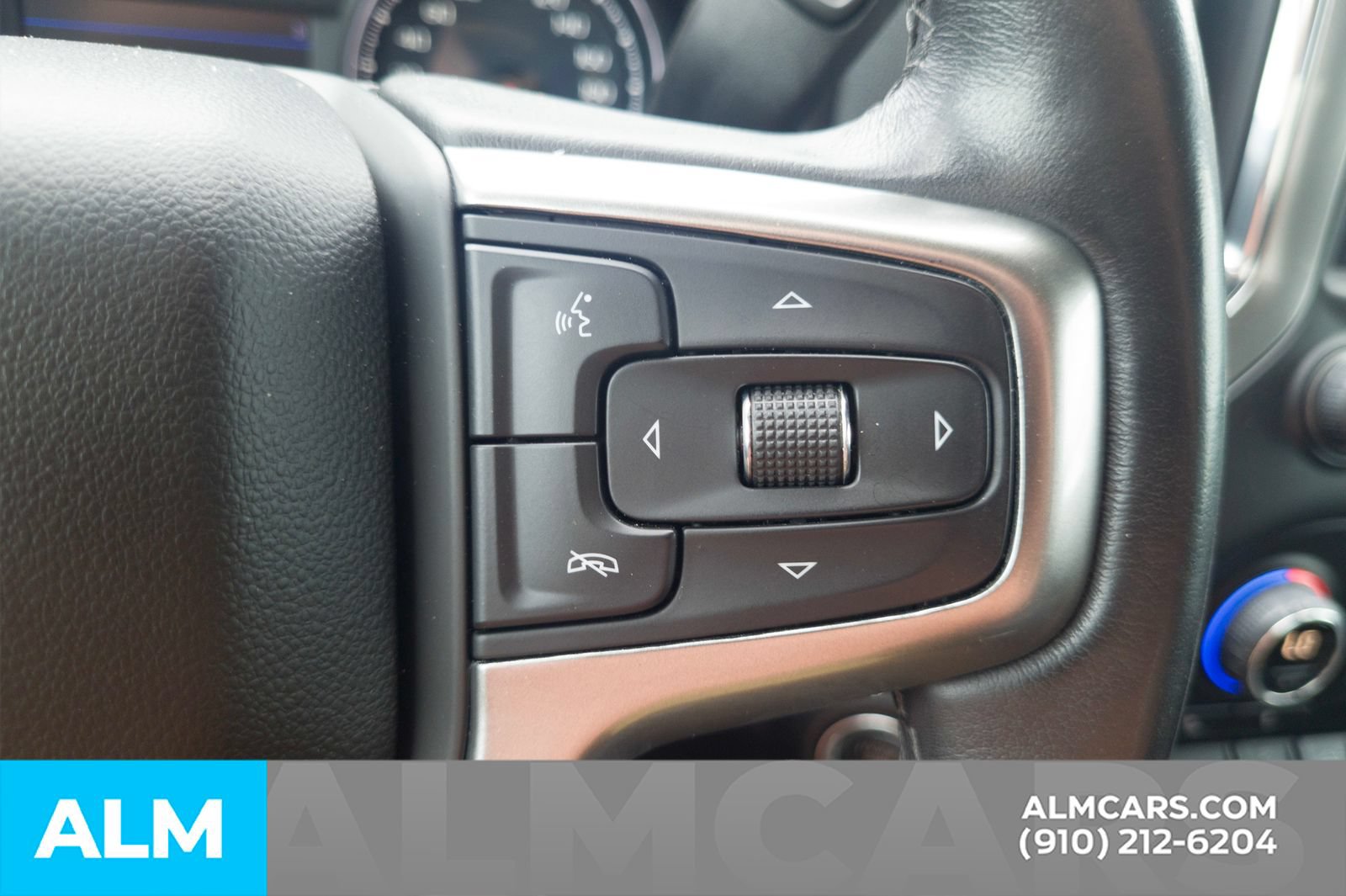 Used 2021 Chevrolet Silverado 1500 LT Trail Boss w/ Bed Protection Package AWD/4WD image 10