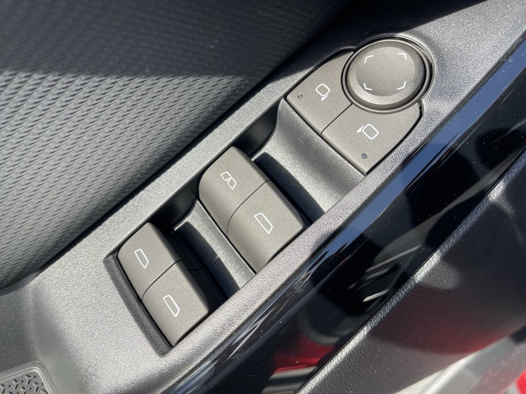 New 2026 Chevrolet Equinox LT w/ Safety and Technology Package FWD image 13