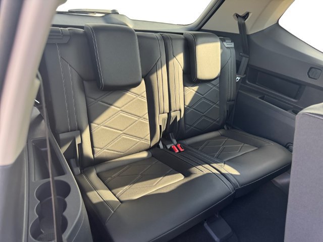 New 2026 Volkswagen Atlas SE FWD image 17