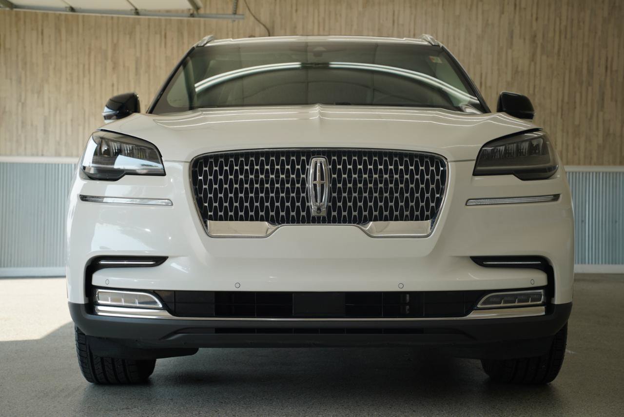 Used 2021 Lincoln Aviator Reserve w/ Elements Package Plus RWD image 3