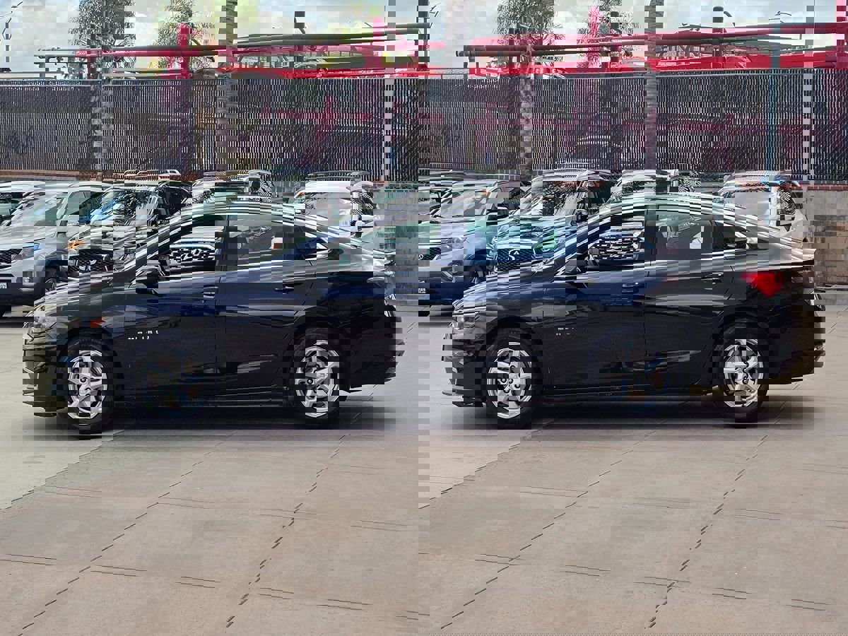 Used 2016 Chevrolet Malibu LS image 10