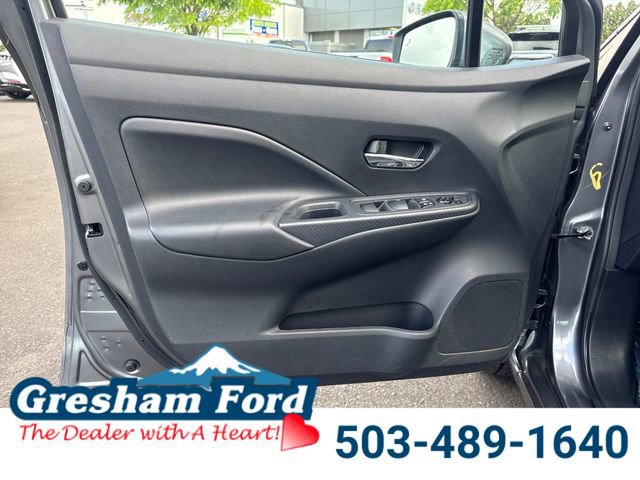 Used 2025 Nissan Versa SV FWD image 11
