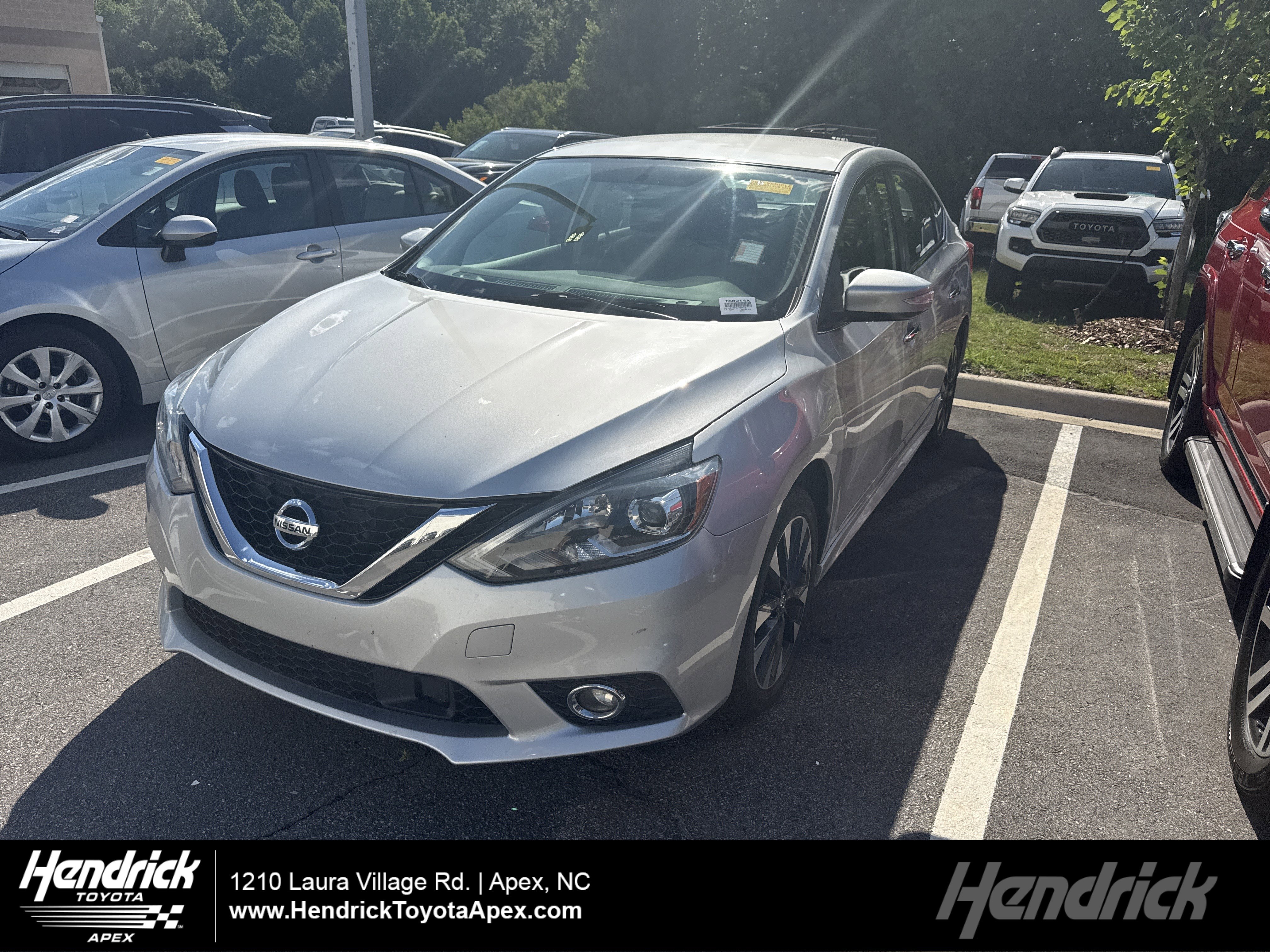 Used 2018 Nissan Sentra SR w/ Technology Package FWD image 1