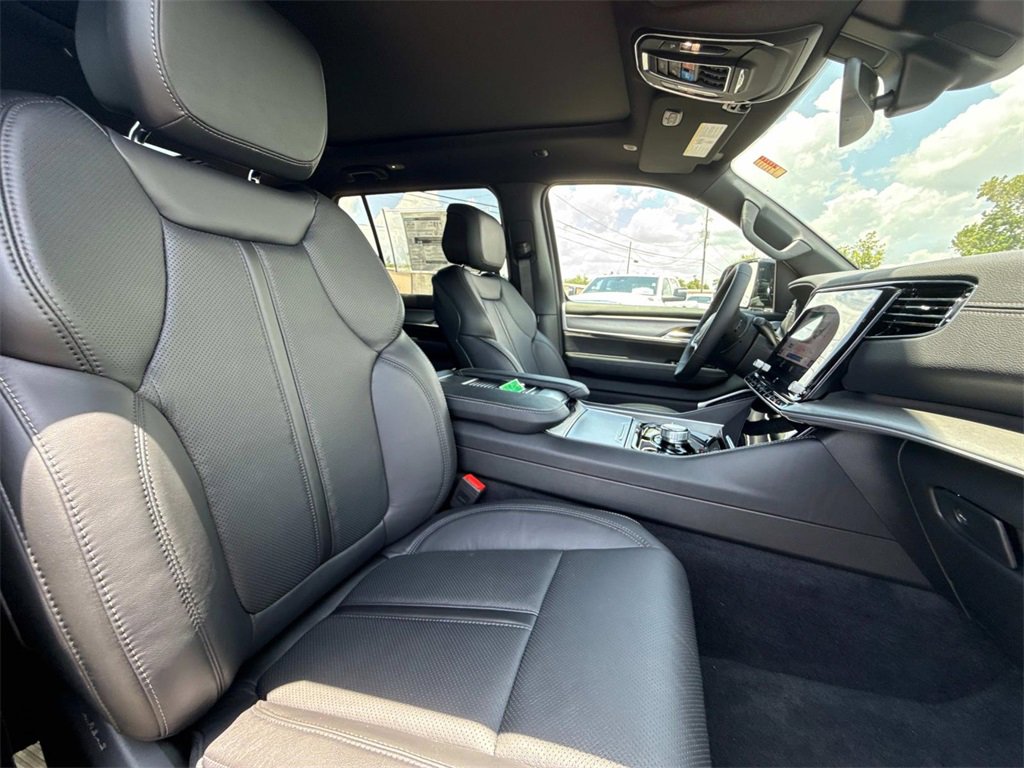 New 2025 Jeep Wagoneer Series II w/ Premium Group I image 19