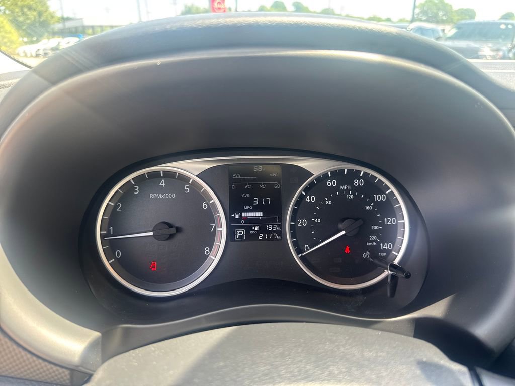 Used 2025 Nissan Kicks Play S FWD image 13