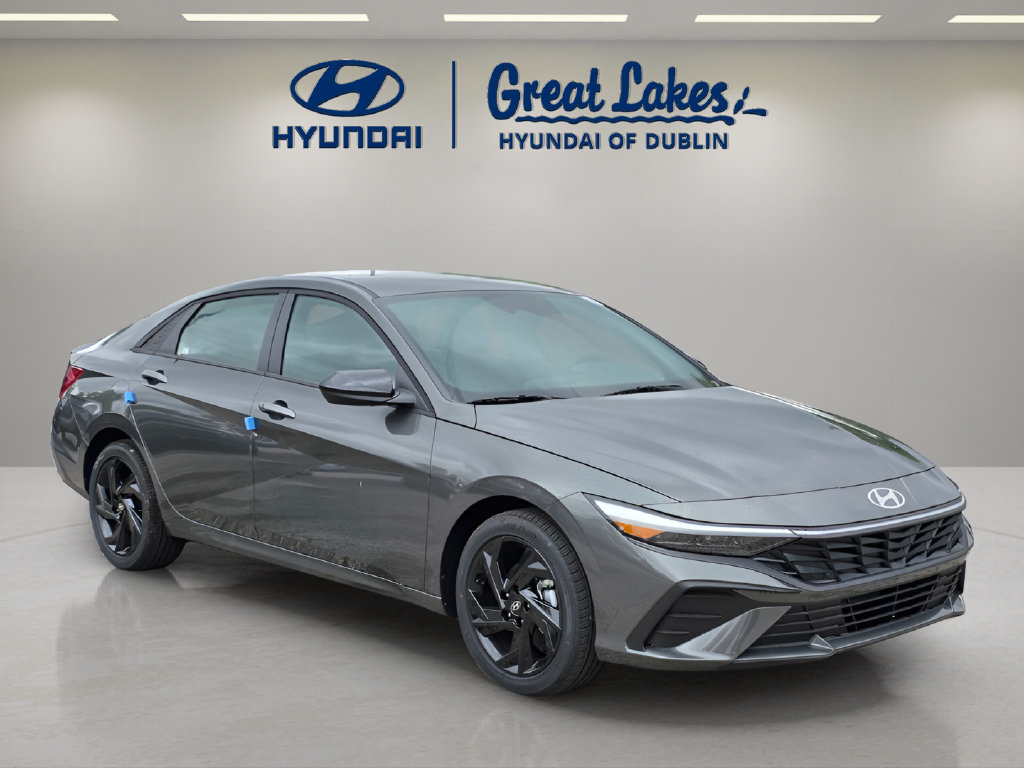 New 2026 Hyundai Elantra Sport FWD image 7
