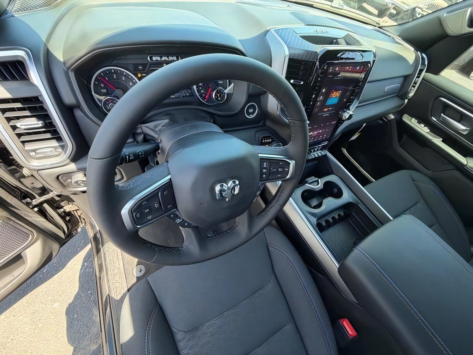 New 2026 RAM 1500 Big Horn AWD/4WD image 14