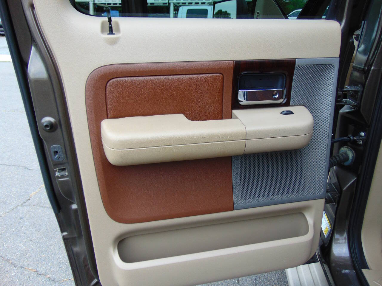 Used 2008 Ford F150 King Ranch AWD/4WD image 46