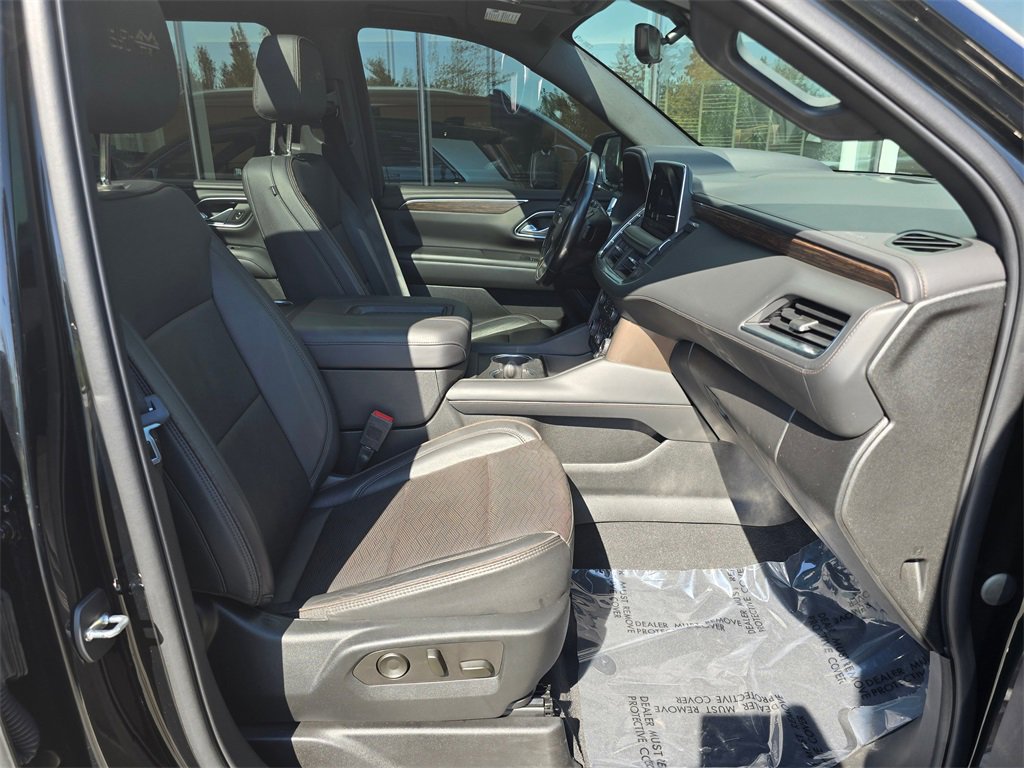 Used 2022 Chevrolet Tahoe High Country image 11