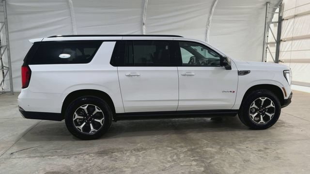 New 2026 GMC Yukon XL AT4 w/ AT4 Premium Plus Package AWD/4WD image 9