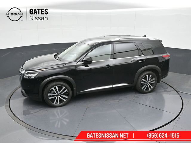 Used 2025 Nissan Pathfinder Platinum AWD/4WD image 58