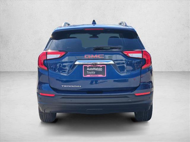 Used 2022 GMC Terrain SLE w/ Driver Convenience Package image 7