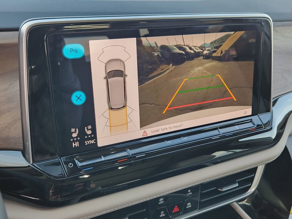 New 2026 Volkswagen Atlas SE image 9