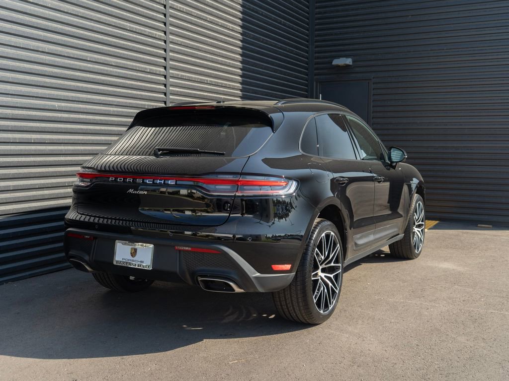 New 2025 Porsche Macan image 9