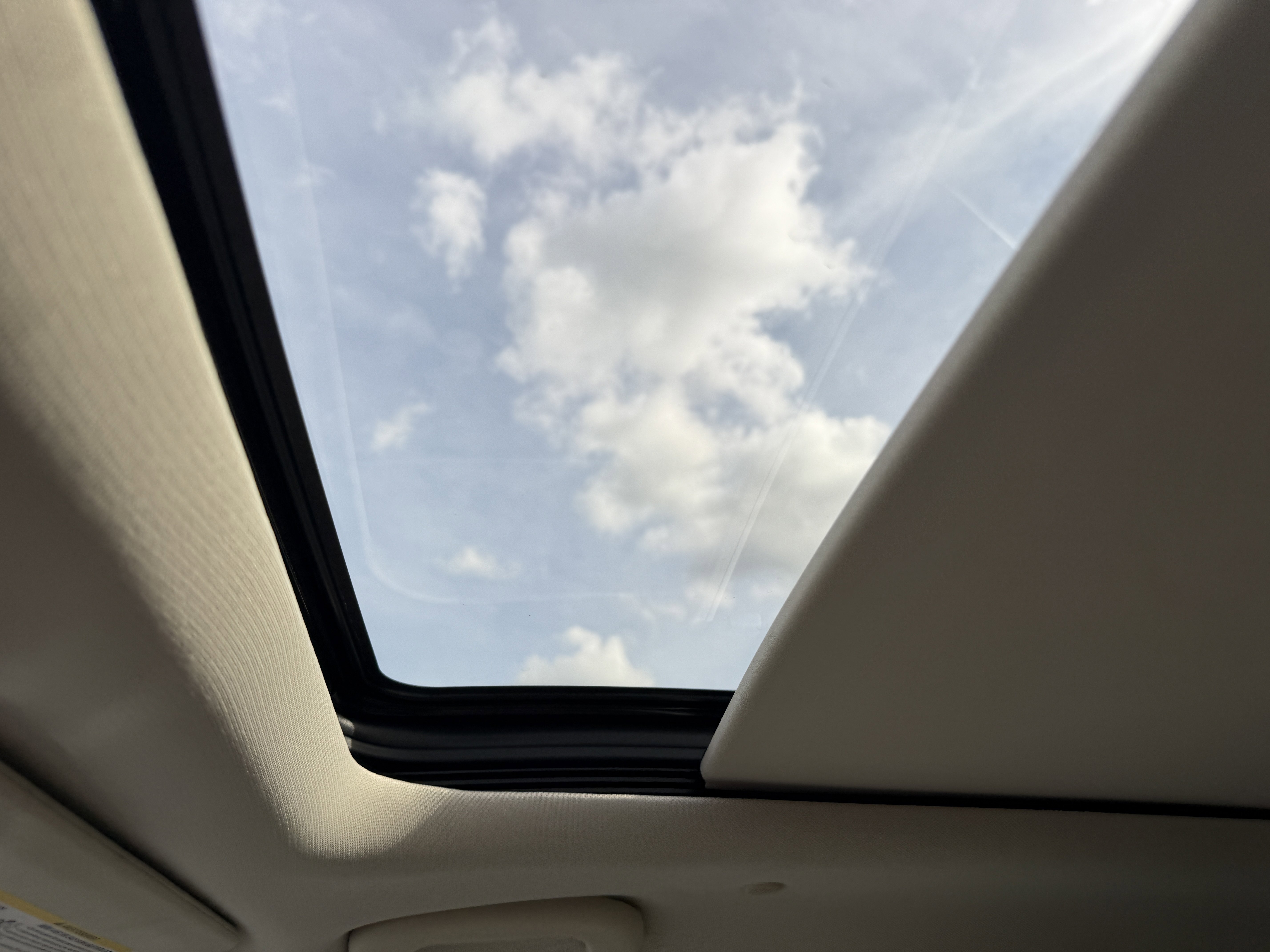 Certified 2024 Cadillac XT5 Premium Luxury w/ LPO, Floor Liner Package image 22