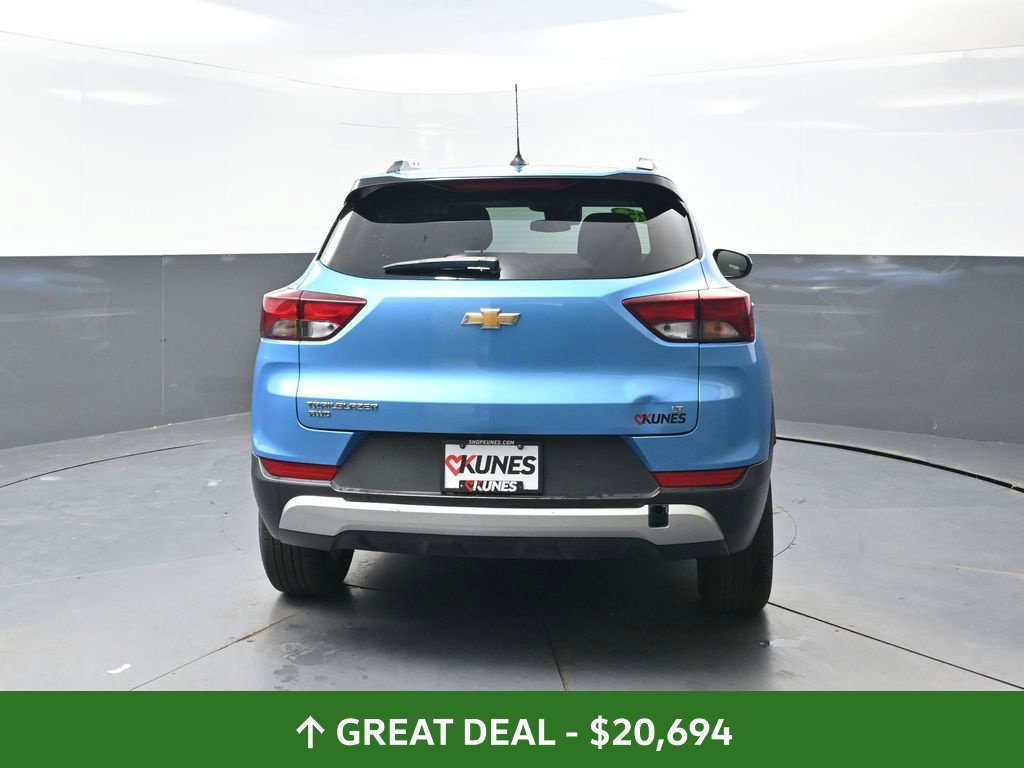Used 2025 Chevrolet TrailBlazer LT AWD/4WD image 12