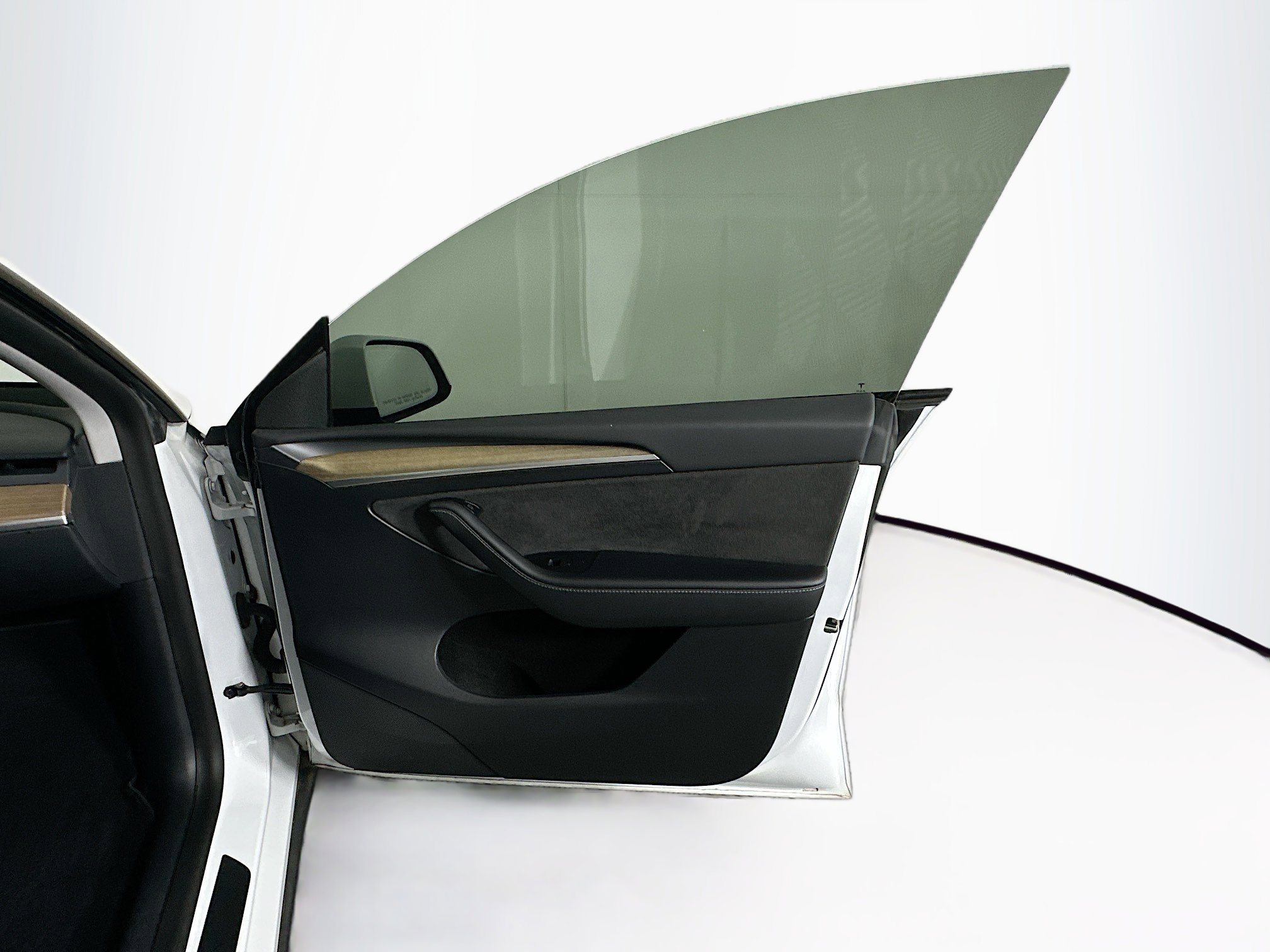 Used 2023 Tesla Model Y Long Range image 31