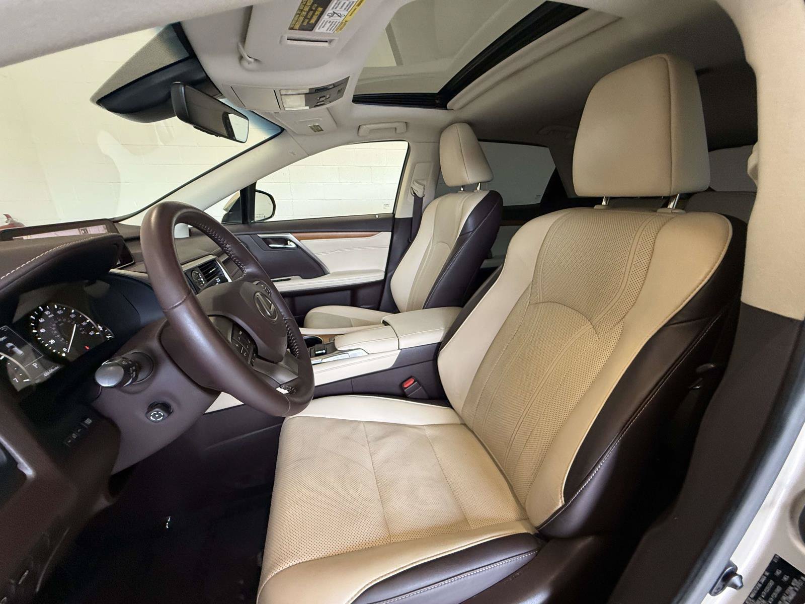Used 2018 Lexus RX 350 AWD w/ Premium Package image 2
