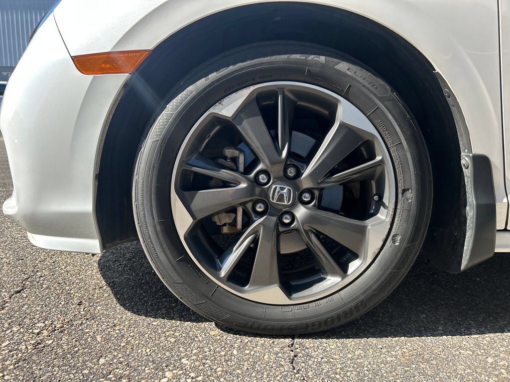 Used 2024 Honda Odyssey Elite image 5