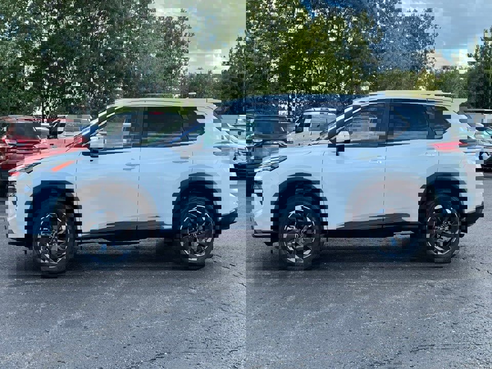 Used 2026 Nissan Rogue SV image 41