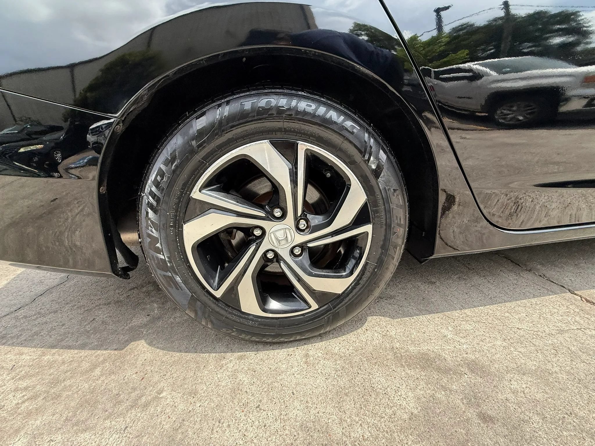 Used 2015 Honda Accord Sport image 19